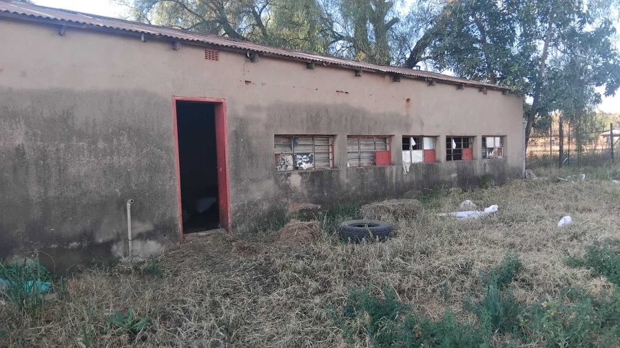 4 Bedroom Property for Sale in Hartebeespoort A H North West